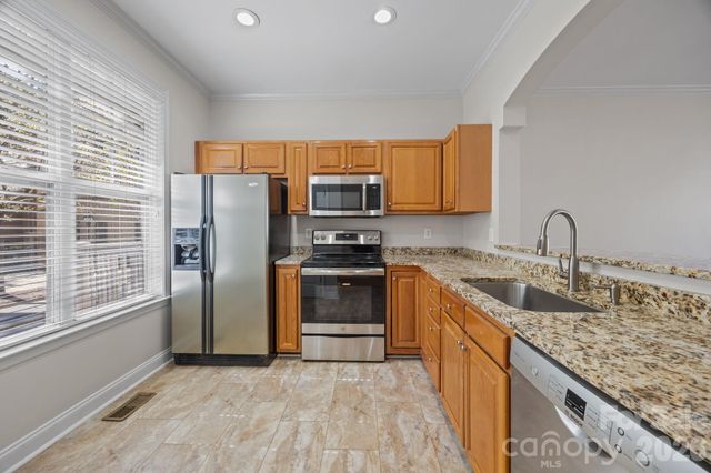 212 S Cedar Street, Charlotte, NC 28202