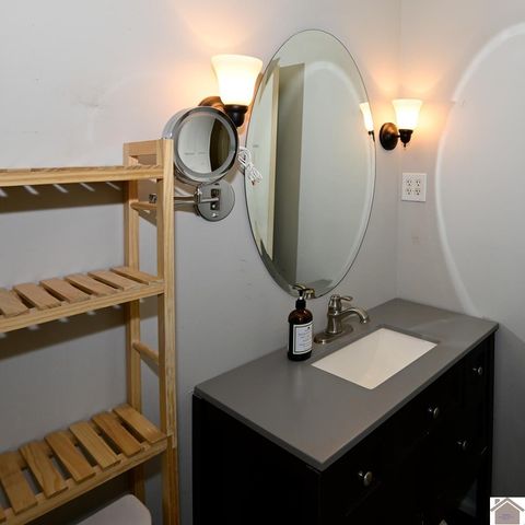 3601 Central Avenue, Paducah, KY 42001