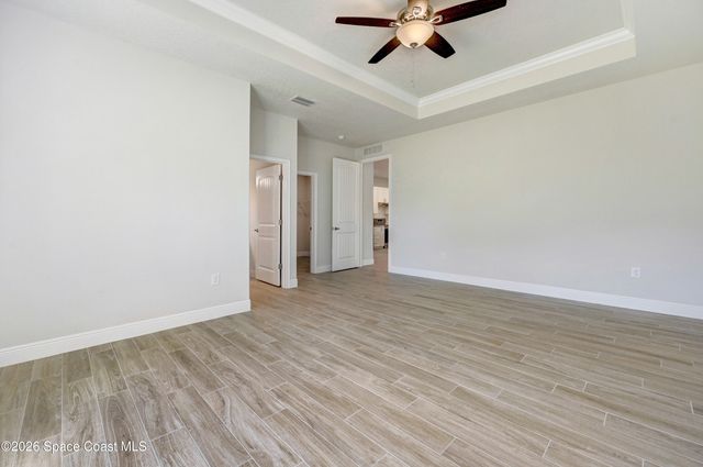 371 Halloran Street SE, Palm Bay, FL 32909