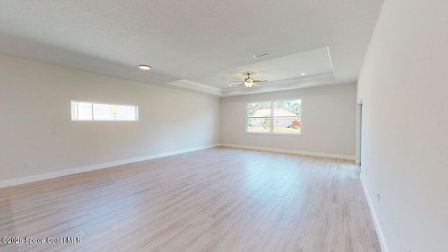 371 Halloran Street SE, Palm Bay, FL 32909