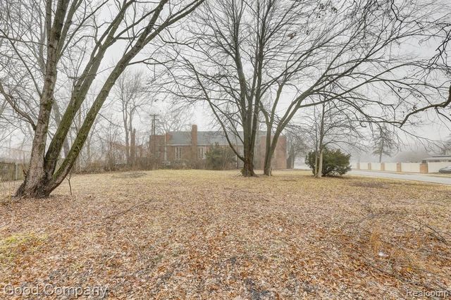 5577 Woodhall Street, Detroit, MI 48224