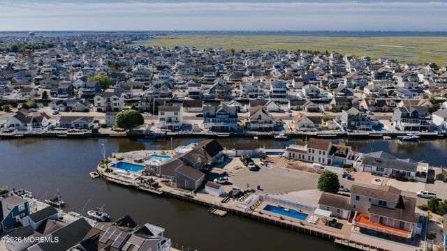 144 Arthur Drive, Beach Haven West, NJ 08050