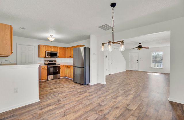 108 Concord Street, Goose Creek, SC 29445