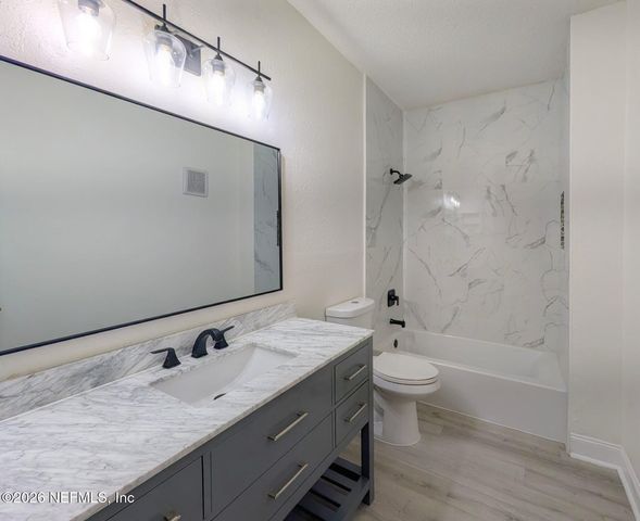 10000 GATE Parkway 726, Jacksonville, FL 32246