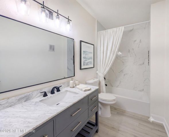 10000 GATE Parkway 726, Jacksonville, FL 32246