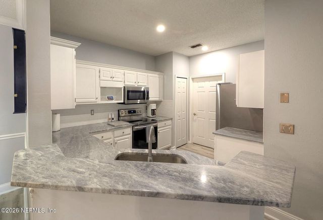 10000 GATE Parkway 726, Jacksonville, FL 32246