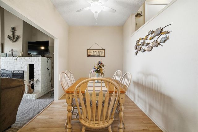 325 Carolcrest Lane 15, Livingston, TX 77351