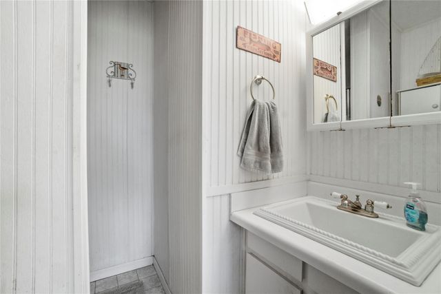 325 Carolcrest Lane 15, Livingston, TX 77351