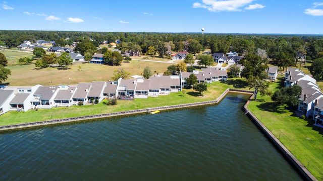 325 Carolcrest Lane 15, Livingston, TX 77351