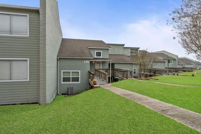 325 Carolcrest Lane 15, Livingston, TX 77351