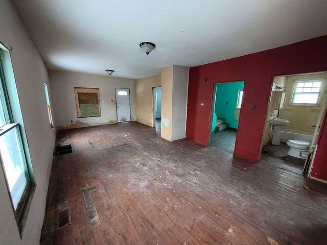 897 Turner Avenue, Muskegon City, MI 49442