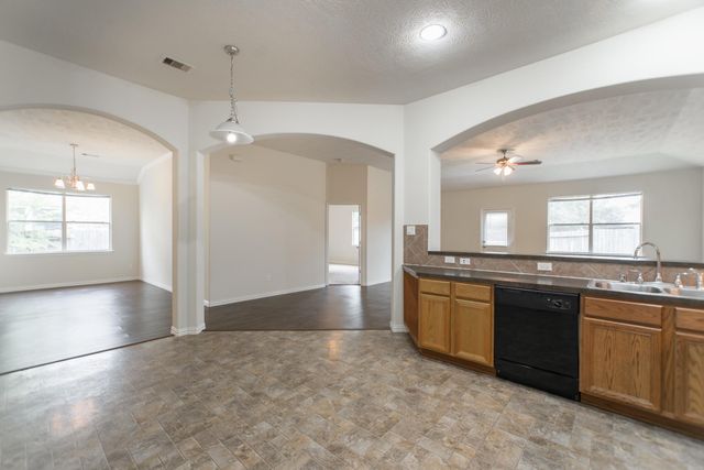 25531 Forest Springs Lake, Spring, TX 77373