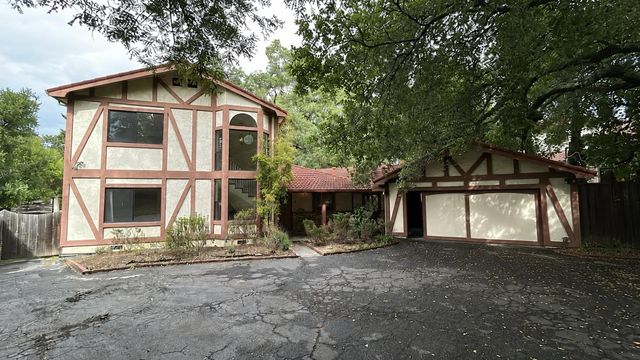 1345 Arbor Avenue, Los Altos, CA 94024