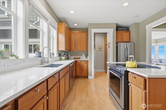 13100 NE James Way, Kingston, WA 98346