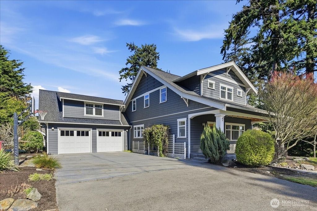 13100 NE James Way, Kingston, WA 98346