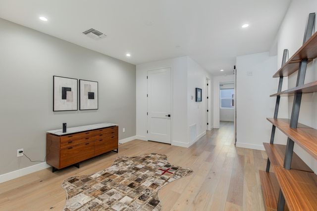 5151 N 13th Place Unit 8, Phoenix, AZ 85014