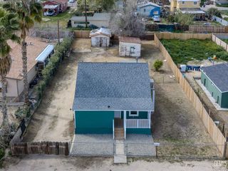 215 Naylor Avenue, Taft, CA 93268