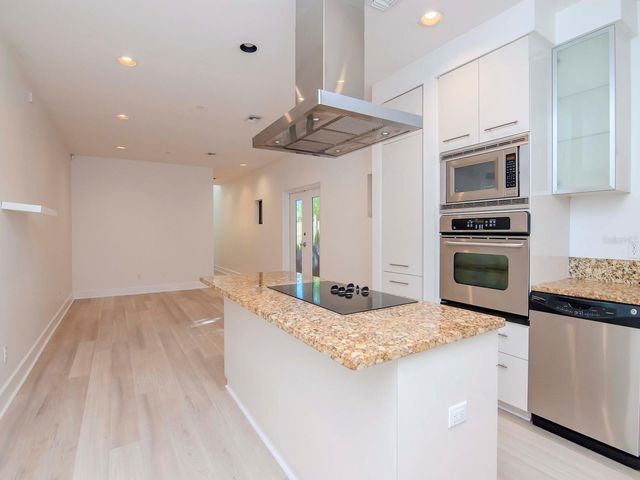 213 S MOODY AVENUE 1, Tampa, FL 33609