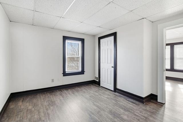 86 Conz St, Northampton, MA 01060