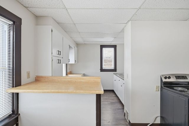 86 Conz St, Northampton, MA 01060