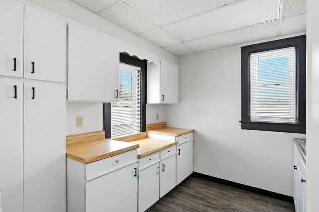 86 Conz St, Northampton, MA 01060