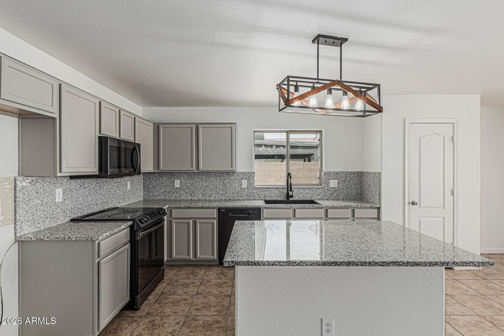 23637 N DESERT Drive, Florence, AZ 85132 — photo 4
