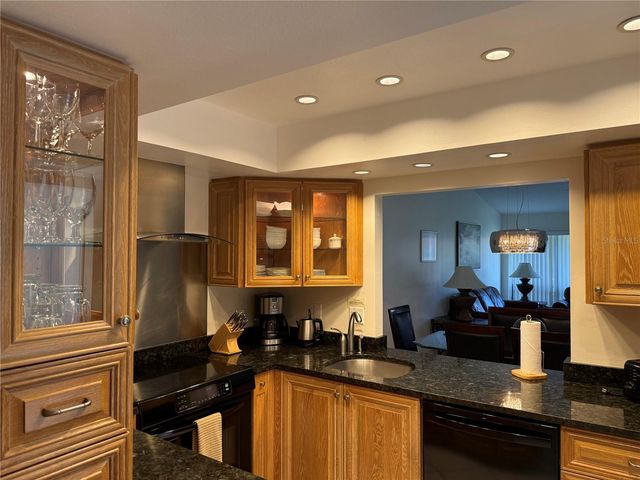 3637 YELLOW PINE COURT 146, Sarasota, FL 34238