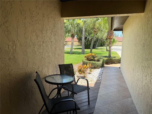 3637 YELLOW PINE COURT 146, Sarasota, FL 34238