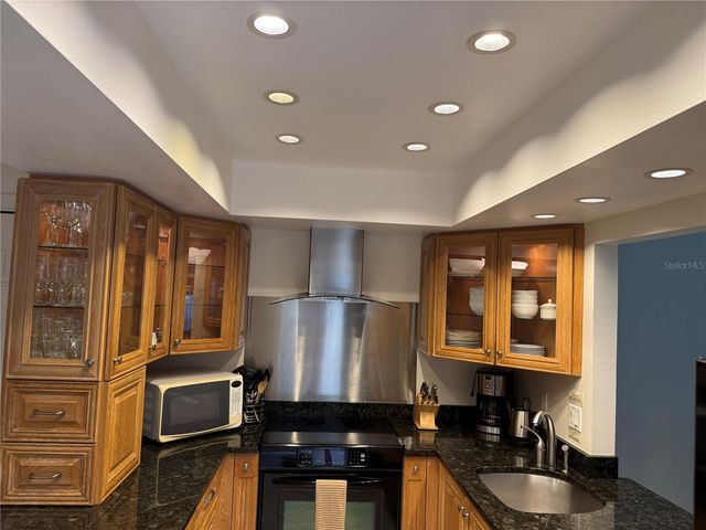 3637 YELLOW PINE COURT 146, Sarasota, FL 34238