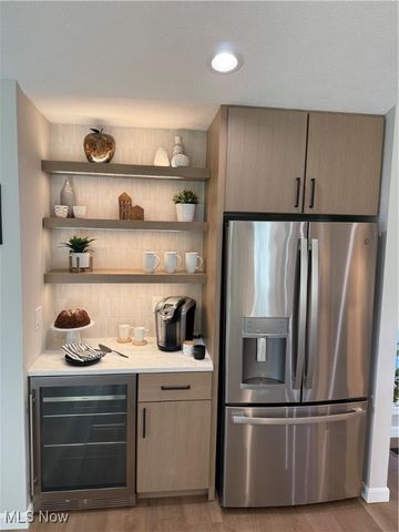 9032 Riverwood Dr., North Ridgeville, OH 44039