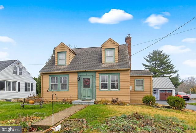 11 CLAYTON AVE, Lancaster, PA 17602