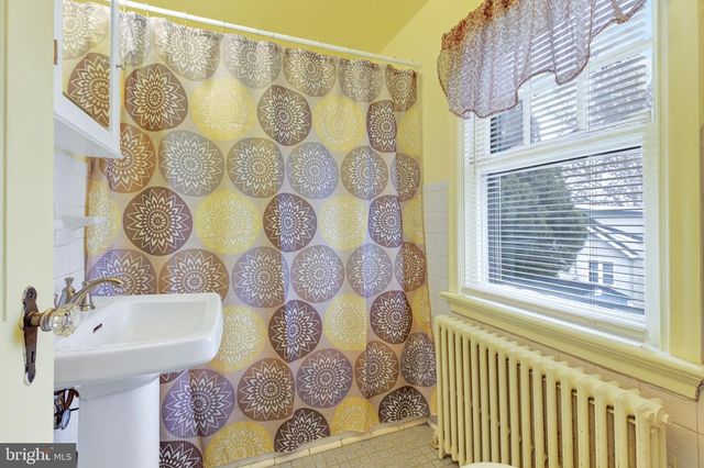 11 CLAYTON AVE, Lancaster, PA 17602