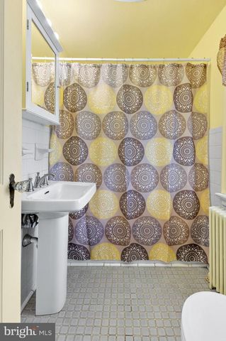 11 CLAYTON AVE, Lancaster, PA 17602