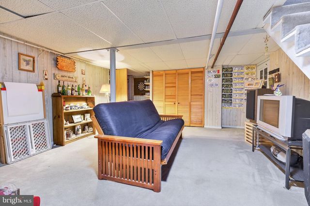 11 CLAYTON AVE, Lancaster, PA 17602