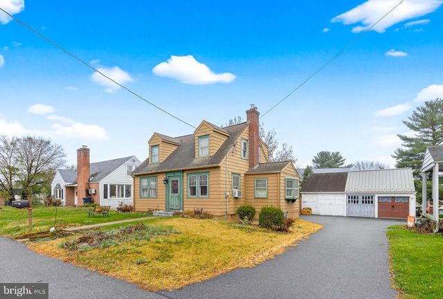 11 CLAYTON AVE, Lancaster, PA 17602