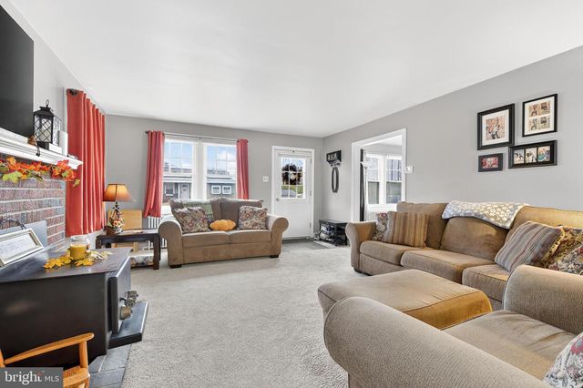 11 CLAYTON AVE, Lancaster, PA 17602