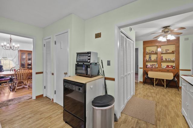 498 Highway 100, Centerville, TN 37033