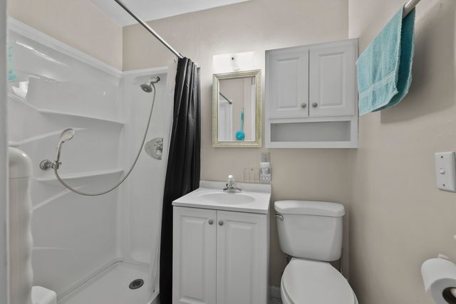 498 Highway 100, Centerville, TN 37033