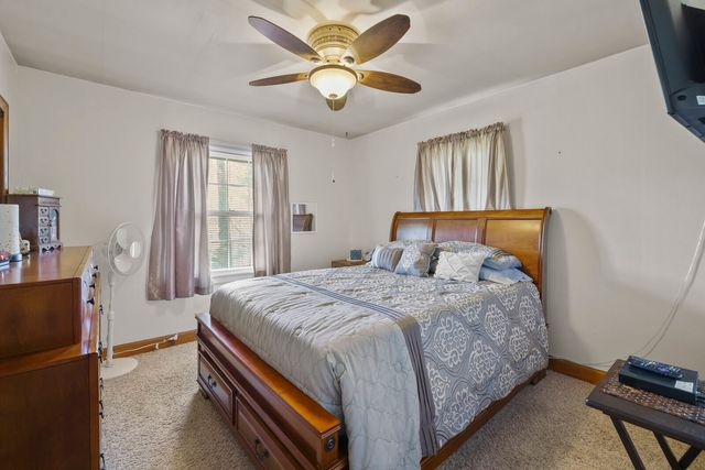 498 Highway 100, Centerville, TN 37033