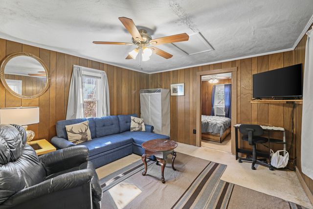 498 Highway 100, Centerville, TN 37033