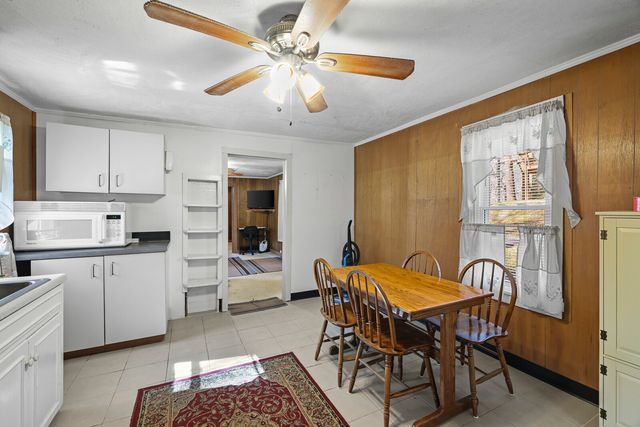 498 Highway 100, Centerville, TN 37033