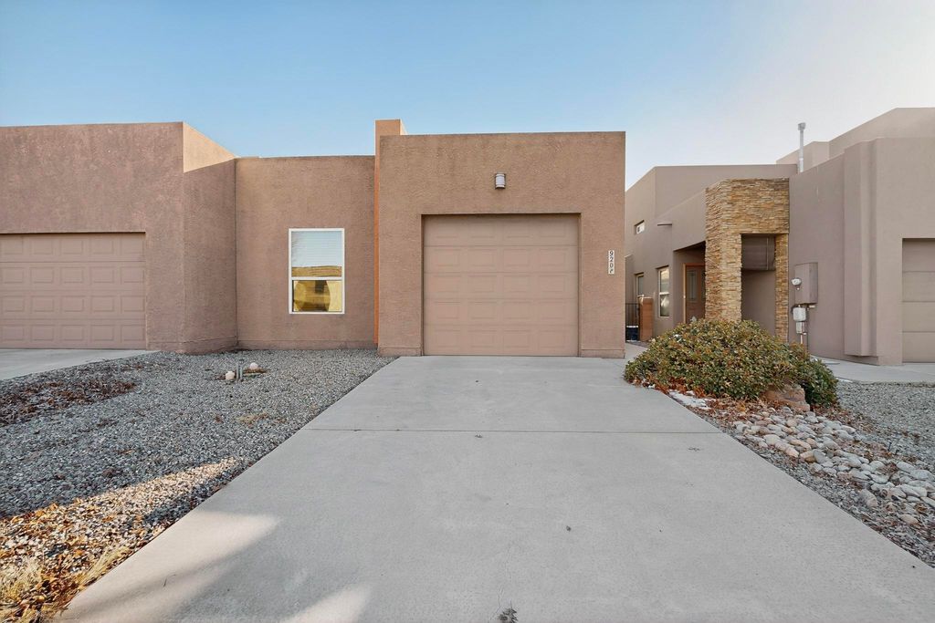 920 Sellers Drive NE, Albuquerque, NM 87112
