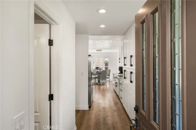 9921 Barranca Circle, Huntington Beach, CA 92646