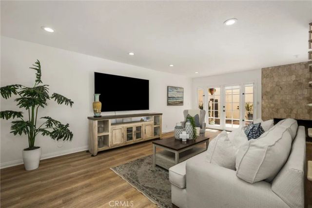 9921 Barranca Circle, Huntington Beach, CA 92646
