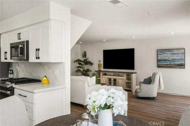 9921 Barranca Circle, Huntington Beach, CA 92646