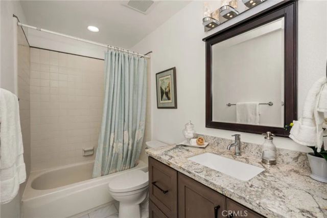 9921 Barranca Circle, Huntington Beach, CA 92646