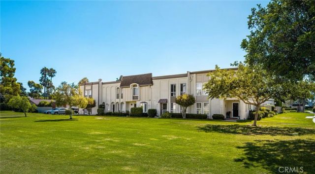 9921 Barranca Circle, Huntington Beach, CA 92646