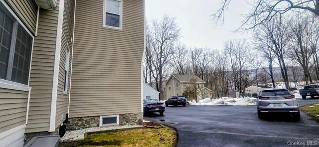 41 Clove Road, Salisbury Mills, NY 12577