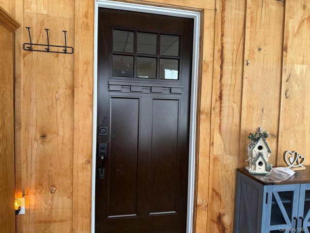 41 Clove Road, Salisbury Mills, NY 12577