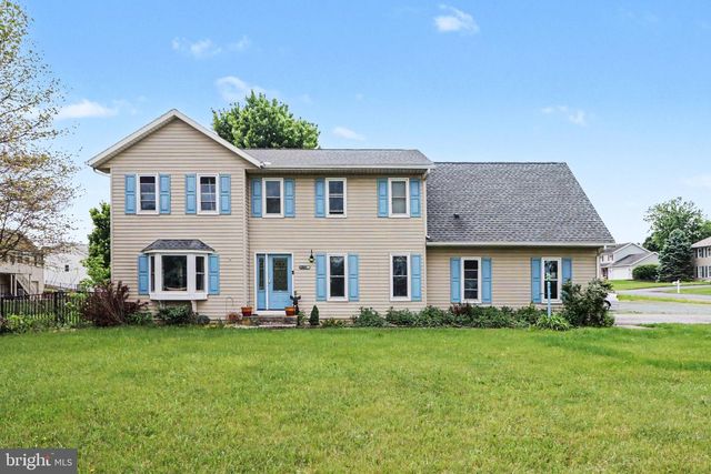 3750 MANOR LANE, Chambersburg, PA 17202